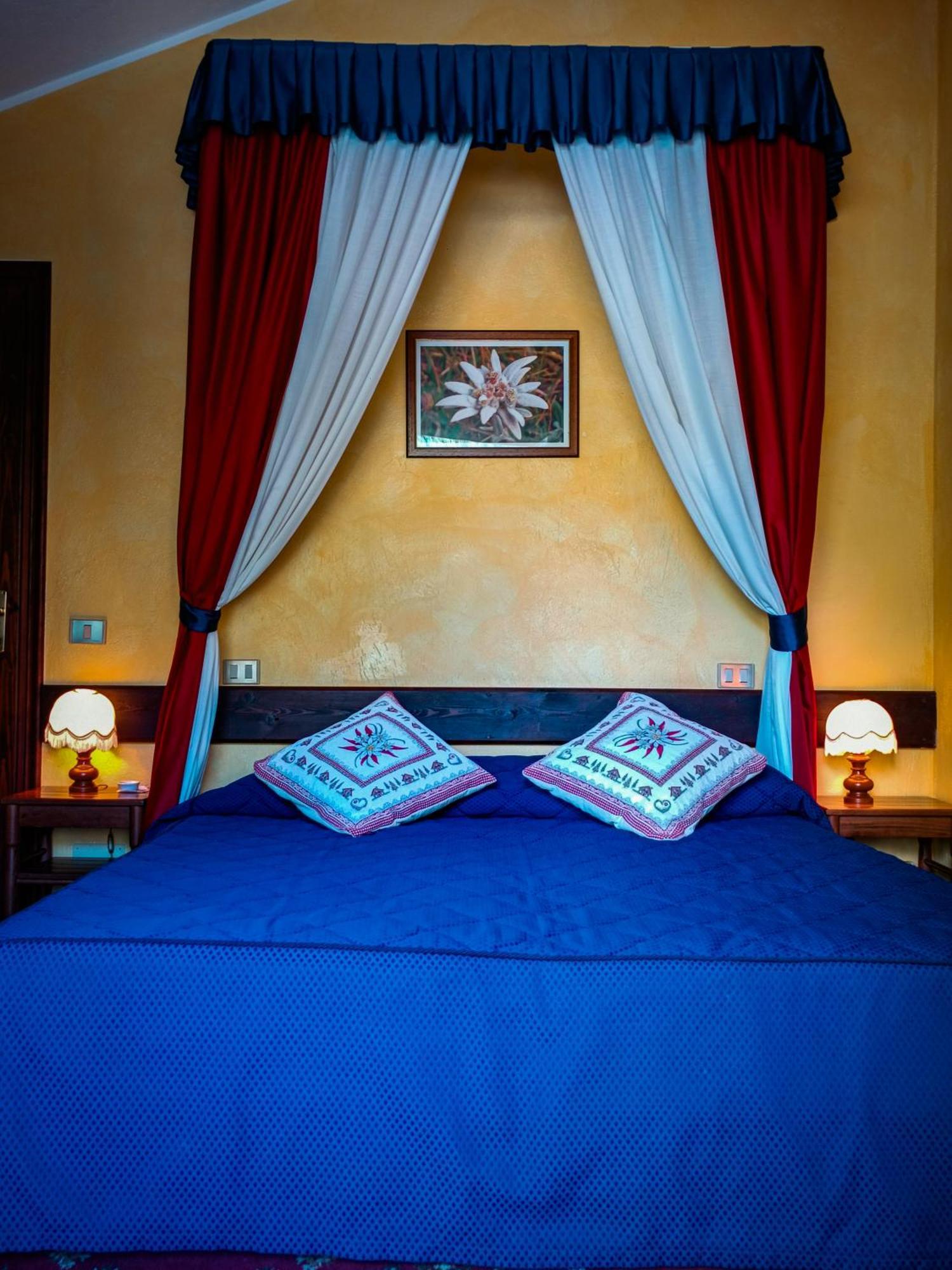 Edelweiss Hotel