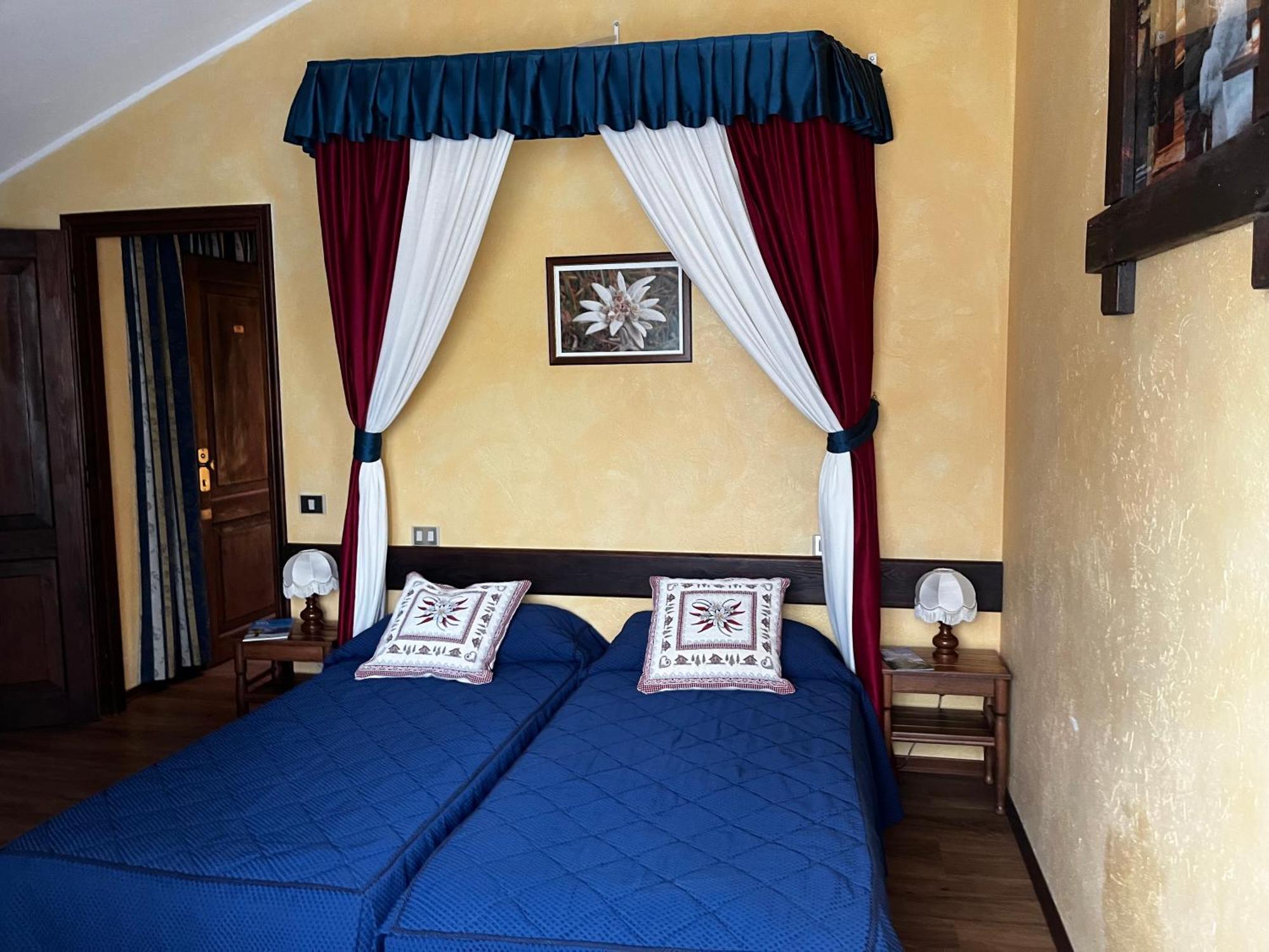 Edelweiss Hotel Cesana Torinese